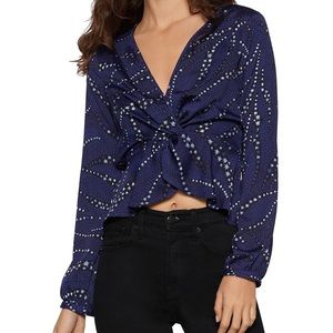 BCBGeneration Celestial Twist Front Wrap Top Blouse | Size Large | Chic